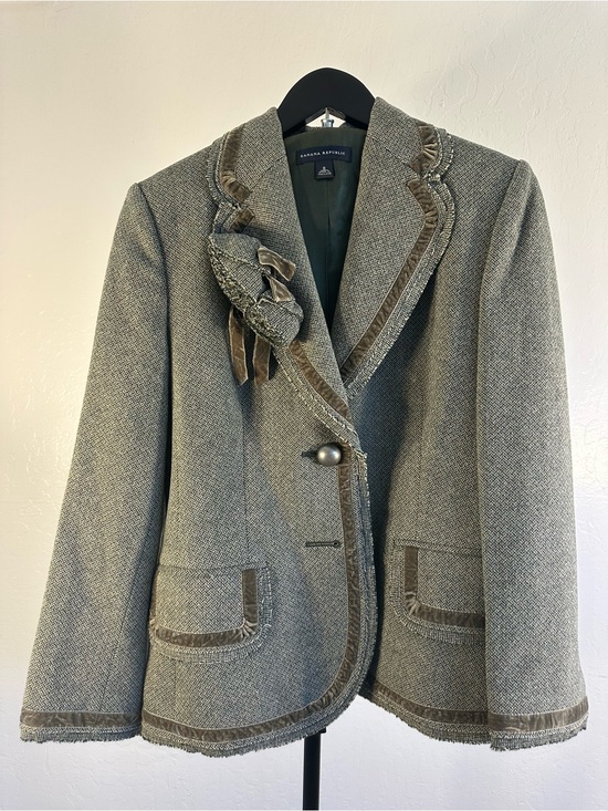 Banana Republic Jackets & Blazers - Banana Republic Gray Tweed Velvet-Trim Blazer